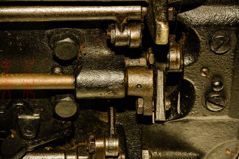 李华香 标准牌缝纫机之四